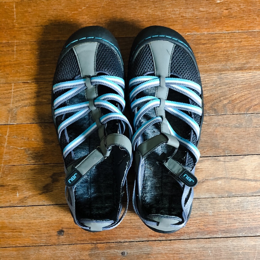JBU sandals